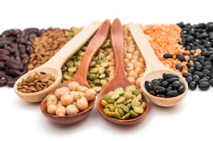 Många med allergi mot jordnötter och baljväxter utesluter alla slags baljväxter ur kosten för säkerhets skull – och för den som är vegetarian kan proteinutbudet bli begränsat. Men hur vanligt är det att reagera mot alla slags baljväxter?